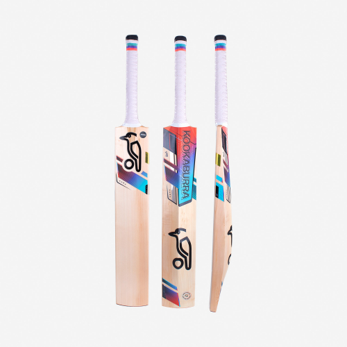 2023 Aura Pro Junior Cricket Bat main