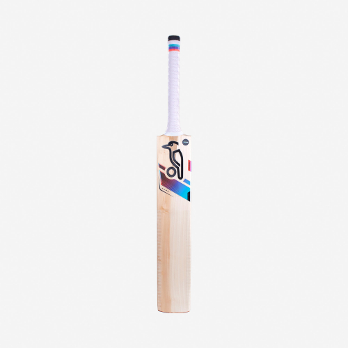 2023 Aura 6.1 Cricket Bat  front