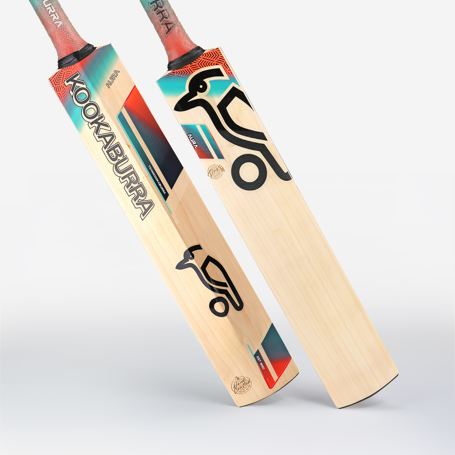 2025 Aura Pro Junior Cricket Bat 